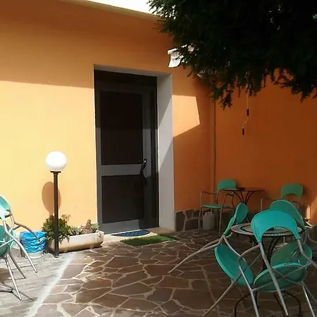 Madau Bed & Breakfast Samugheo